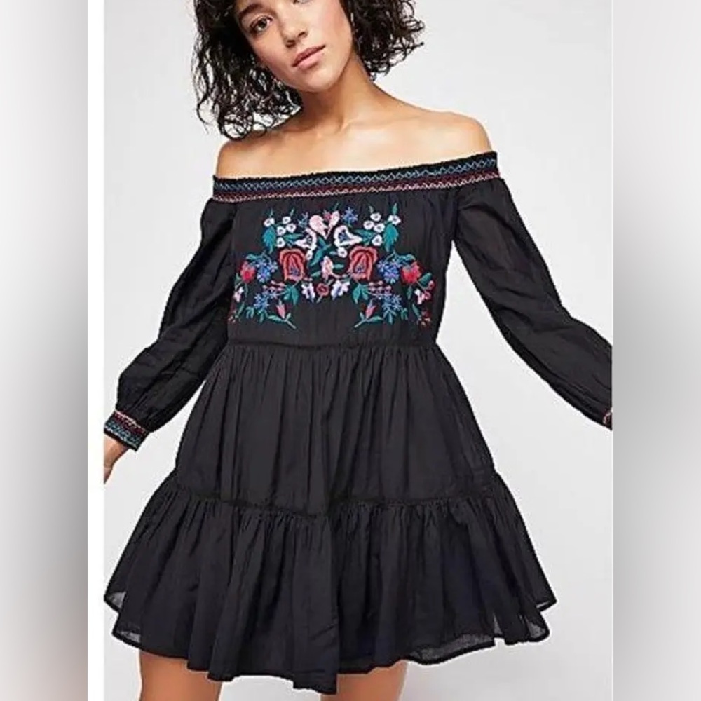 Free People dress Mini FP black -Floral Embroidered XS S M tiered cotton